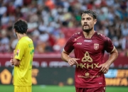 开云体育-关于拉齐奥主帅遭遇解聘风波，球队管理层否认的信息