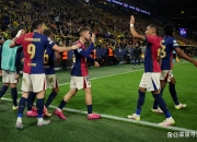 开云体育官网-梅西传射双杀英姿飒爽领跑豪门球队