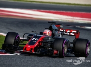 开云体育-梅赛德斯轻取红牛二队，塞恩斯刷新纪录