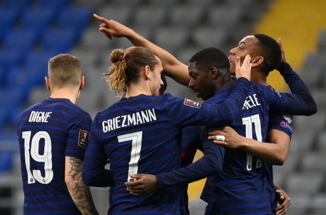 包含比利时高歌猛进，轻松战胜格鲁吉亚的词条