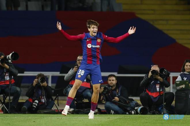 巴萨前锋频频破门,助球队连胜三场 巴萨前锋频频破门,助球队连胜三场
