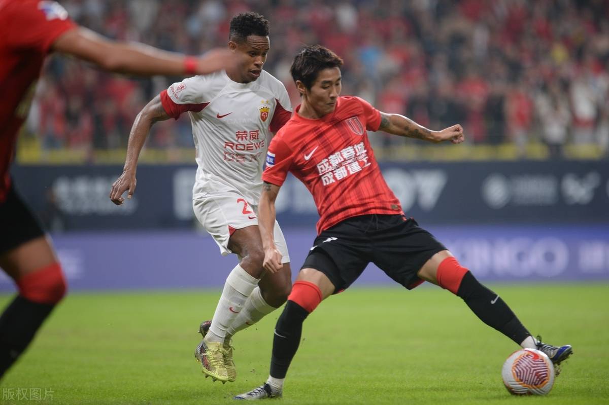 神秘巨星加盟球队引爆冬季转会市场风暴的简单介绍 神秘巨星加盟球队引爆冬季转会市场风暴的简单介绍