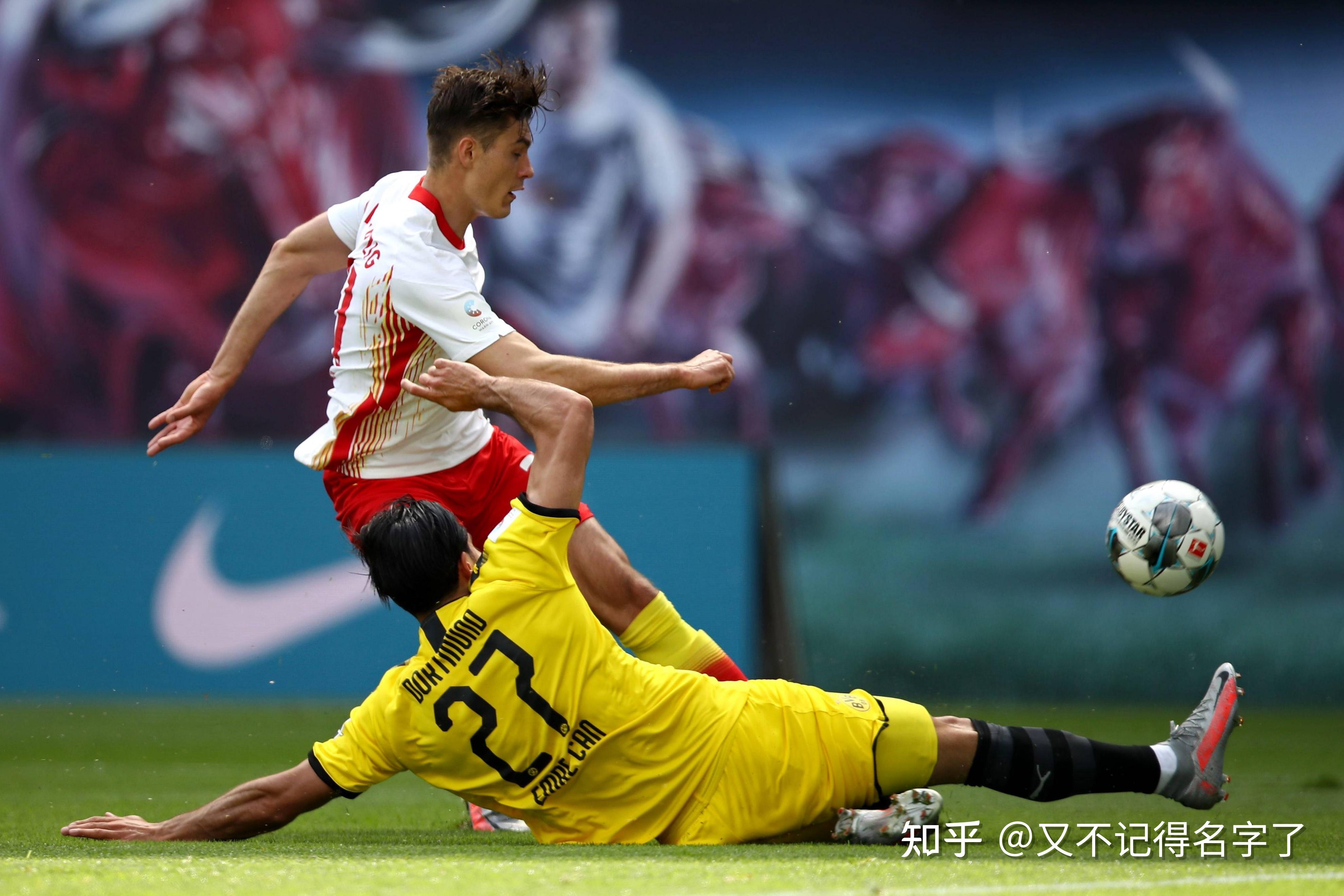 莱比锡红牛球员重回赛场，助球队取胜