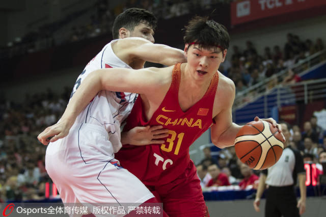 红队击败青队！新疆队取得开门红的简单介绍