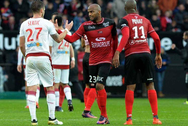 洛里昂在比赛中再度取得胜利 洛里昂在比赛中再度取得胜利