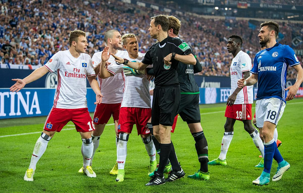 汉堡球队遭遇连败,危机未解 汉堡球队遭遇连败,危机未解