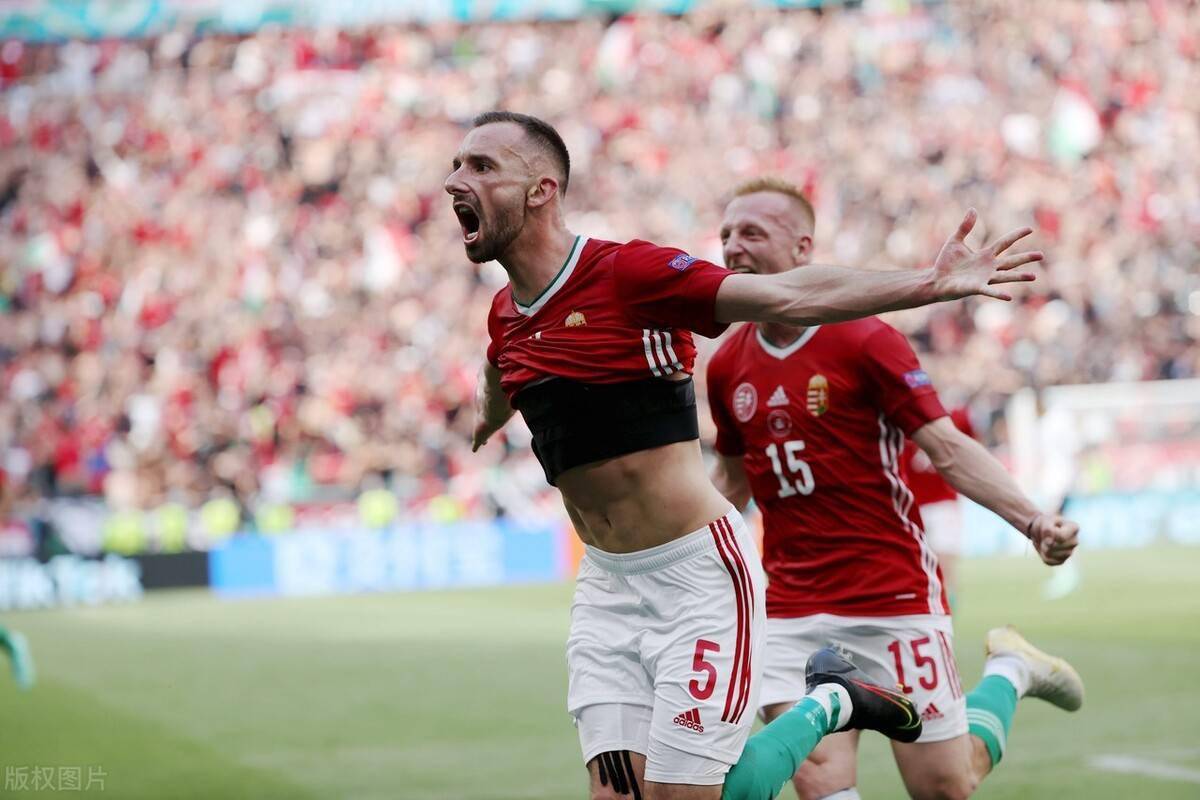 法国队遭遇意外失利,陷入困境 法国队遭遇意外失利,陷入困境