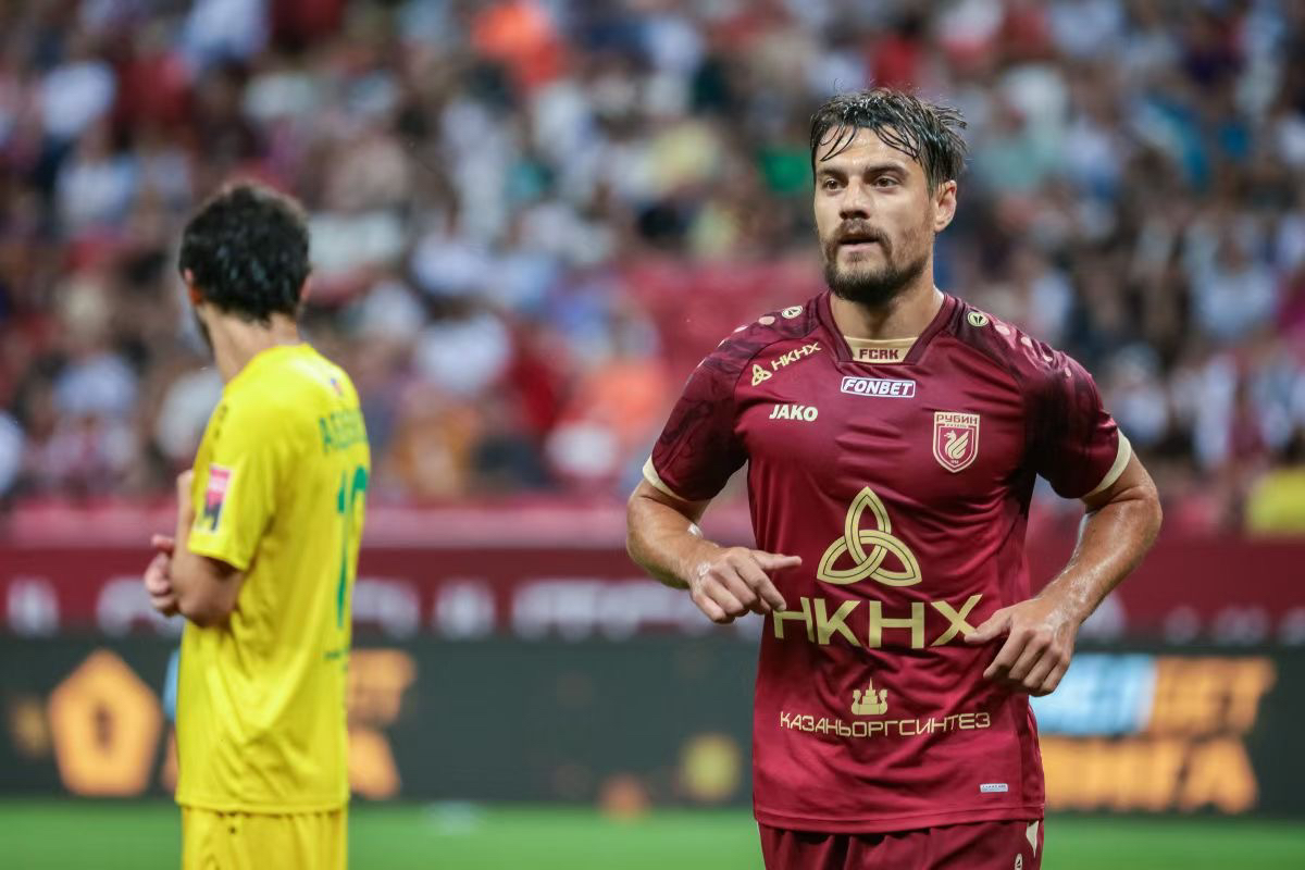 关于拉齐奥主帅遭遇解聘风波，球队管理层否认的信息