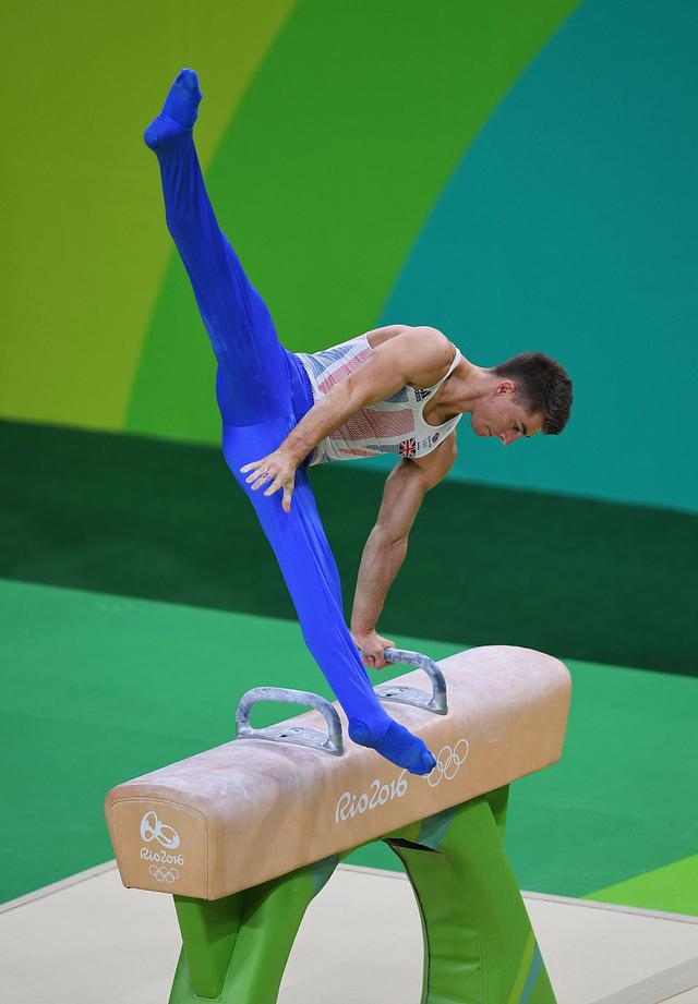 跳马比赛男子夺冠,奇迹发生 跳马比赛男子夺冠,奇迹发生