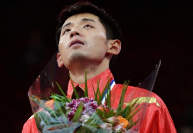 篮球赛场上张继科再创辉煌 篮球赛场上张继科再创辉煌