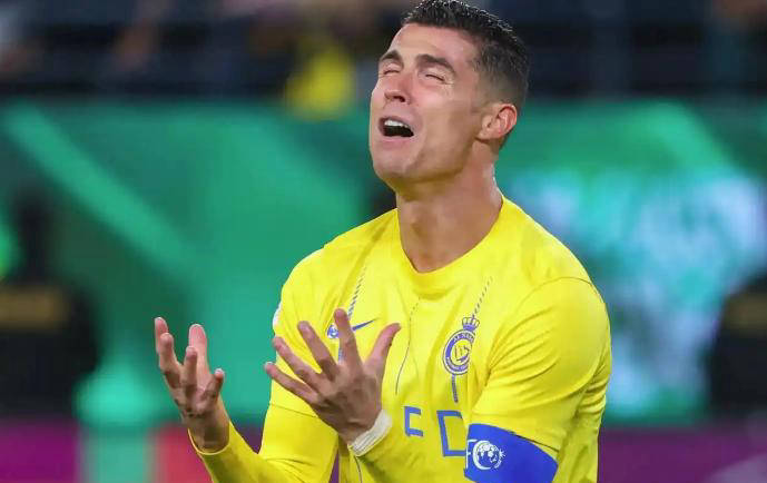 C罗的退赛让粉丝不可思议的简单介绍 C罗的退赛让粉丝不可思议的简单介绍