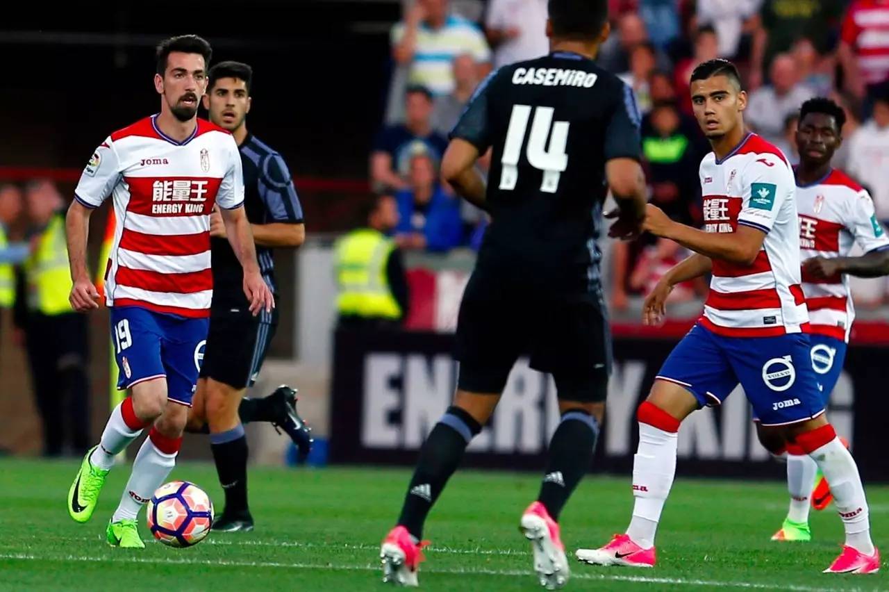 格拉纳达在主场大胜,豪取三分领先积分的简单介绍 格拉纳达在主场大胜,豪取三分领先积分的简单介绍