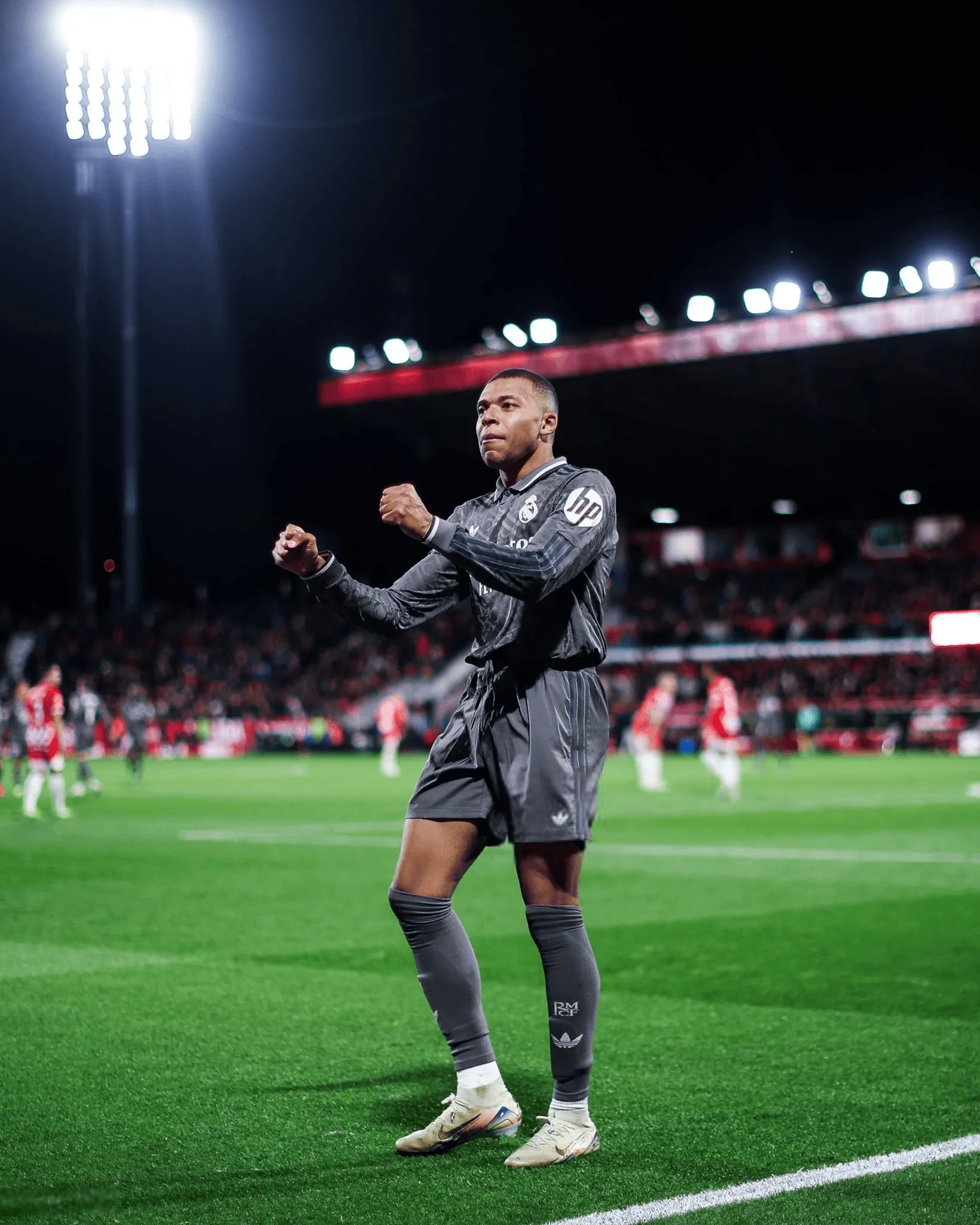 巴拉圭球员在法国联赛中崭露头角 巴拉圭球员在法国联赛中崭露头角