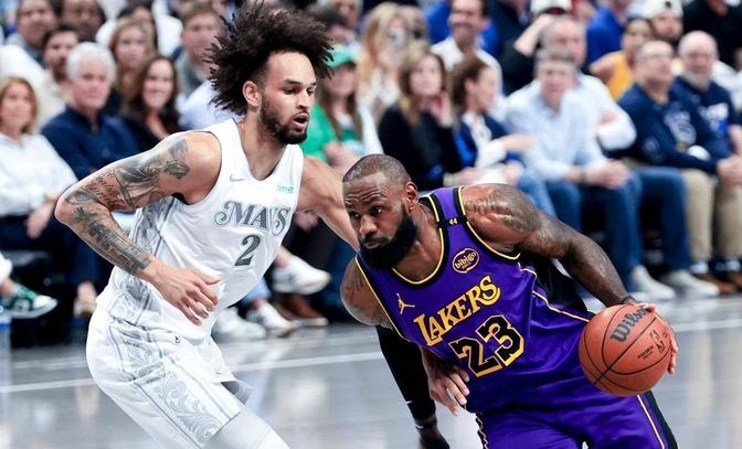 湖人队惊险击败独行侠,霸气十足 湖人队惊险击败独行侠,霸气十足