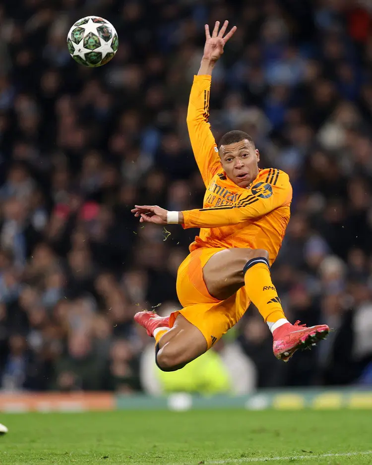 意大利绝地反击里昂,姆巴佩惊艳世界的简单介绍 意大利绝地反击里昂,姆巴佩惊艳世界的简单介绍