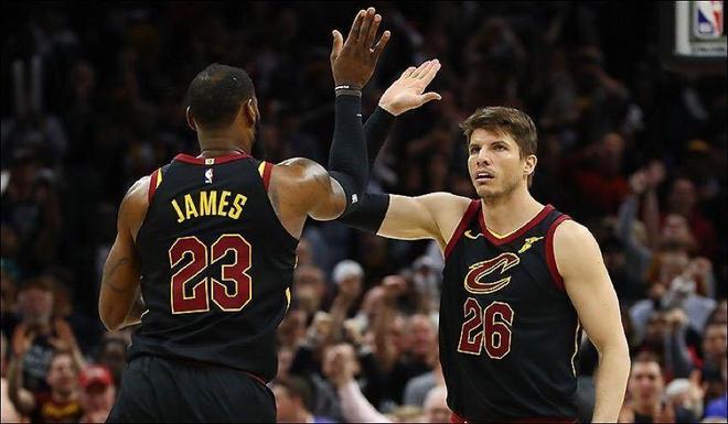 凯尔特人险胜爵士，麦科勒姆扛起全队的简单介绍