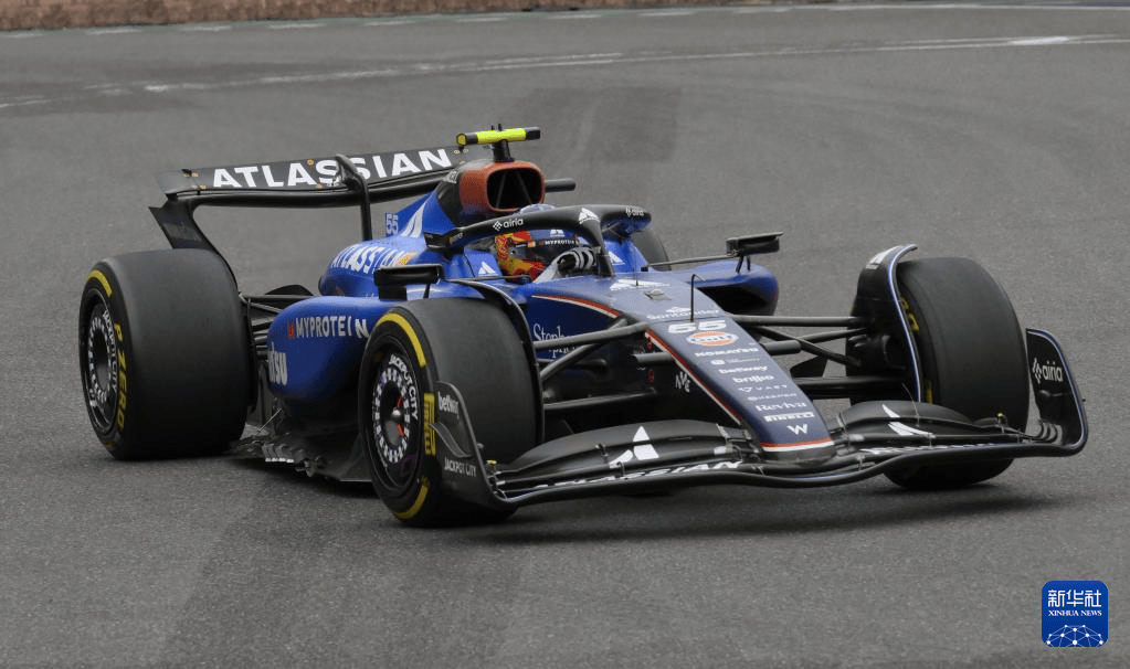 红牛车队完胜威廉姆斯，维斯塔潘刷新纪录