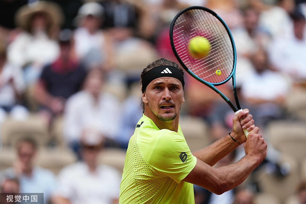 法网鏖战ATP总决赛，兹维列夫关键制胜
