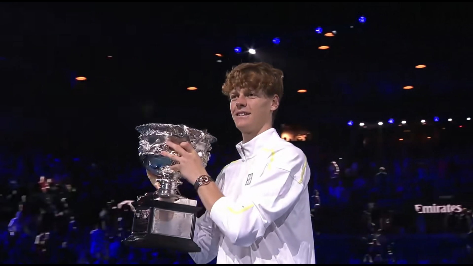 澳网鏖战戴维斯杯，辛纳惊艳四座